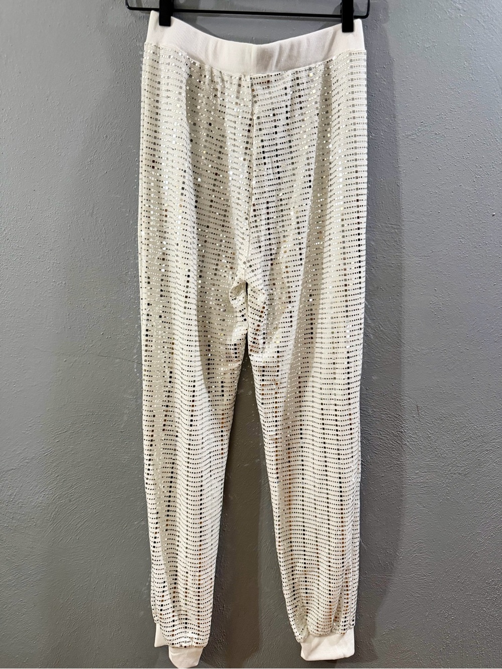 Men's White Knit Leisure Pants - Stretch Waistband